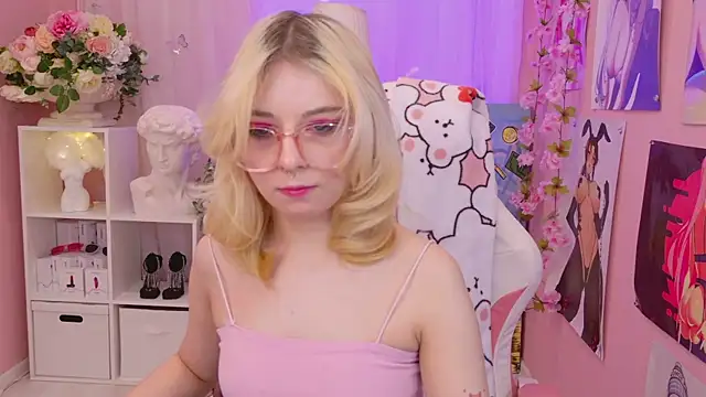 Snapshot of Coconut_Mia chatting on 24, 1, 2025 Coconut Mia online show from 24, 1, 2025