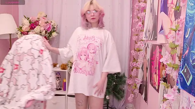 Coconut Mia online show from 17, 12, 2025