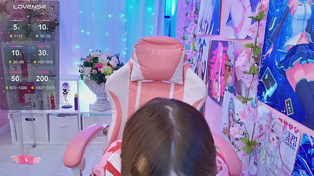 Coconut Mia online show from 25, 4, 2026