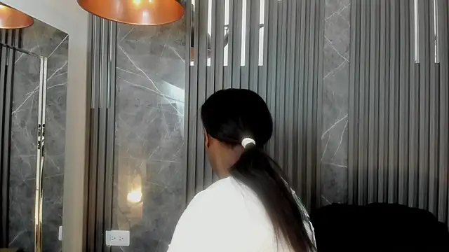 Snapshot of SaraiEvans chatting on 12, 2, 2025 SaraiEvans online show from 12, 2, 2025