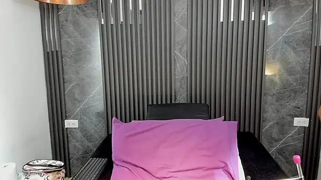 SaraiEvans online show from 12, 3, 2026