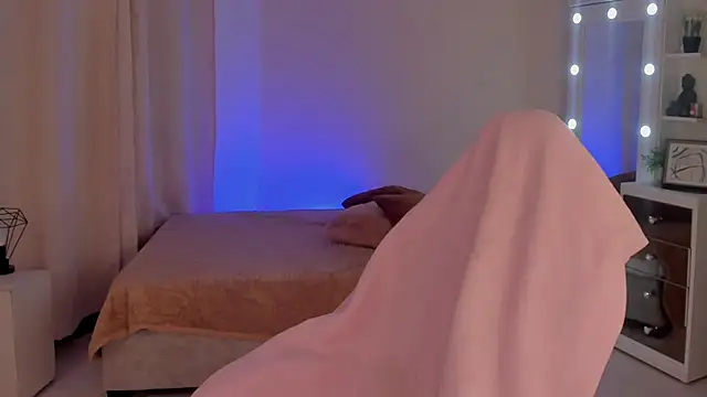 SavannahWildee online show from 22, 1, 2025