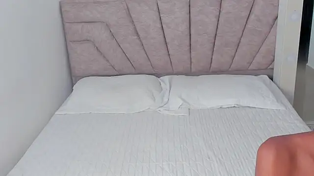 SavannahWildee online show from 29, 4, 2026