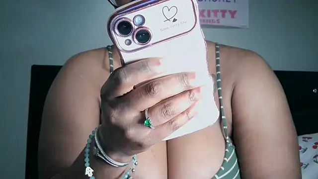 Nyxie Chaos online show from 19, 9, 2025