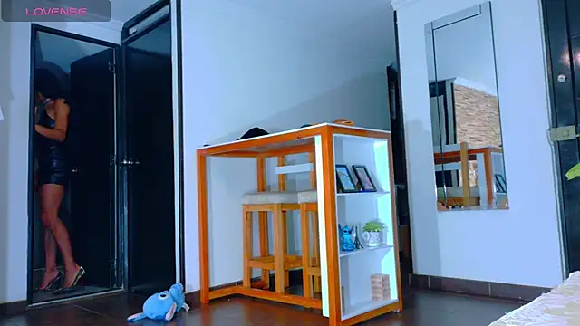 Snapshot of alya_lovecraft02 chatting on 16, 12, 2025 alya lovecraft02 online show from 16, 12, 2025