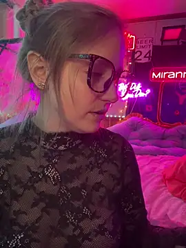 mirannacult online show from 8, 1, 2025