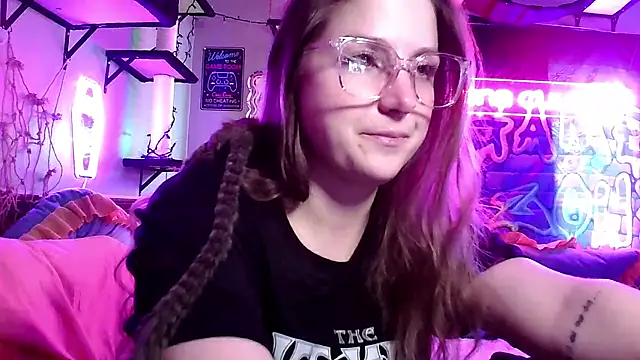 mirannacult online show from 3, 2, 2025