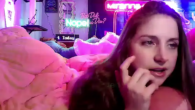 mirannacult online show from 24, 2, 2025