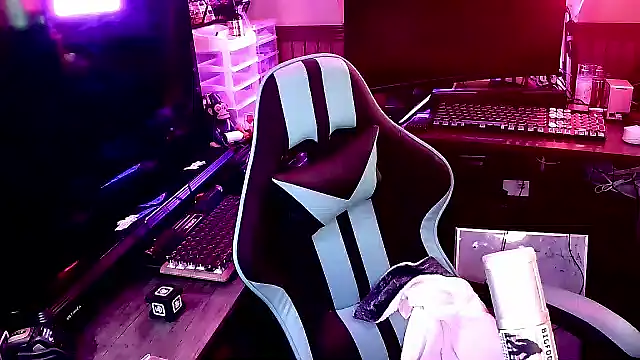 mirannacult online show from 29, 9, 2025