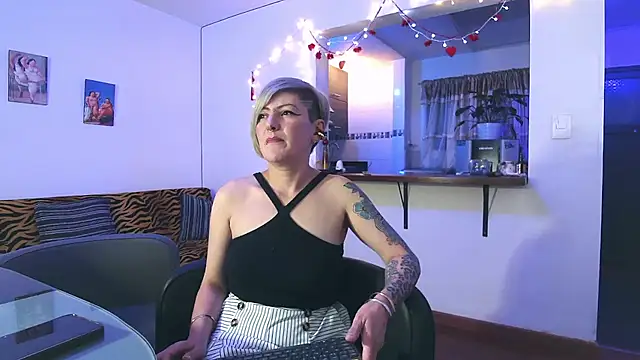 Maria fernandaxxx  online show from 22, 2, 2025