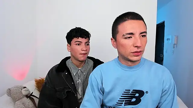 Snapshot of sweet_boys_xx chatting on 3, 11, 2025 sweet boys xx online show from 3, 11, 2025