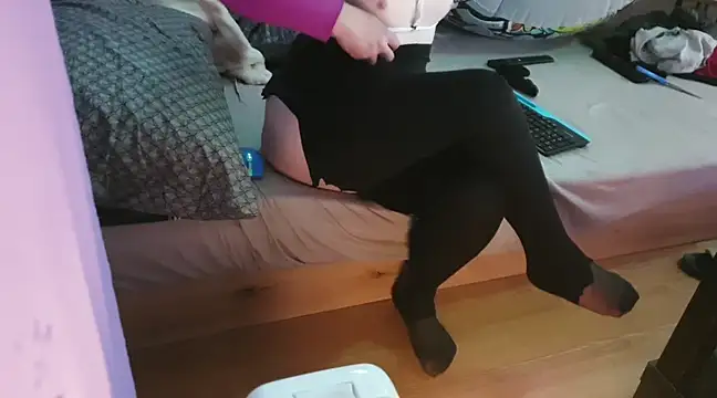 eblata04 online show from 4, 3, 2025