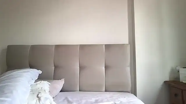 paolajonez online show from 8, 2, 2025