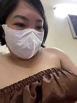 Hachi Sweetbabie  online show from 9, 6, 2026