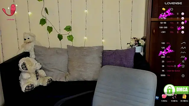 Muse kitty jenia online show from 18, 2, 2025