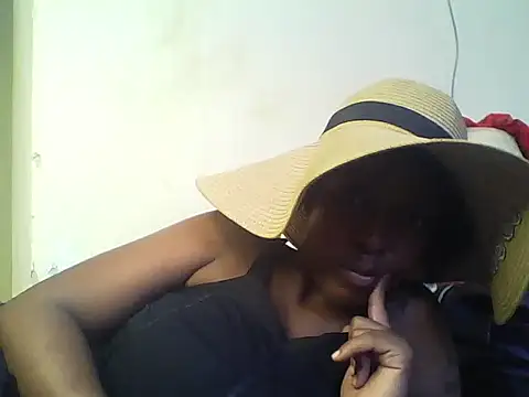 Snapshot of Sexxy_bre chatting on 28, 1, 2025 Sexxy bre online show from 28, 1, 2025