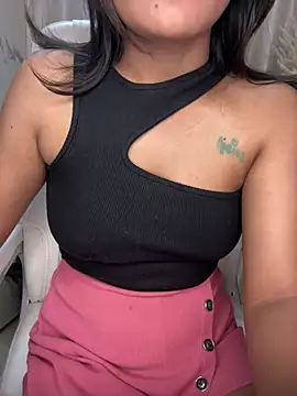 LeisyXO online show from 26, 1, 2025