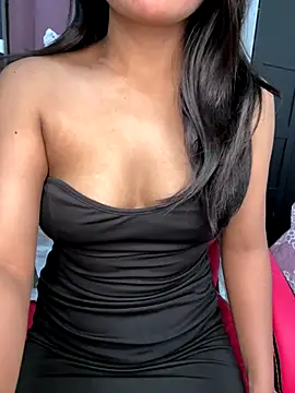 LeisyXO online show from 9, 11, 2025