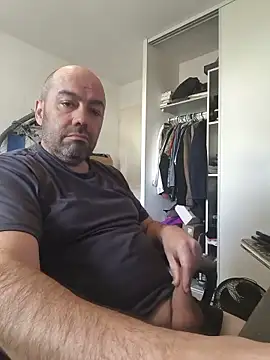 veryverybigdick45 online show from 3, 6, 2026