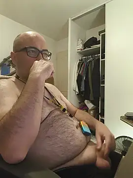 veryverybigdick45 online show from 13, 6, 2026