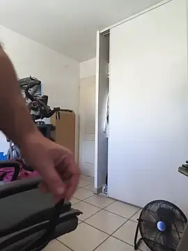 veryverybigdick45 online show from 25, 6, 2026