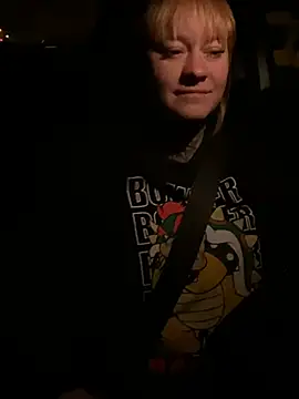 poussichienne online show from 22, 4, 2026