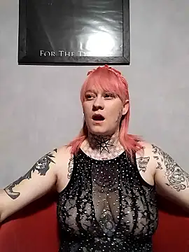Snapshot of poussichienne chatting on 8, 6, 2026 poussichienne online show from 8, 6, 2026