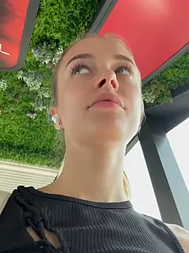 enjoy my beauty online show from 13, 1, 2025