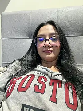 Snapshot of mariiana-diaz chatting on 20, 7, 2026 mariiana-diaz online show from 20, 7, 2026