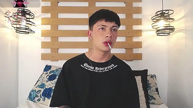 Steev Novoa online show from 5, 2, 2025