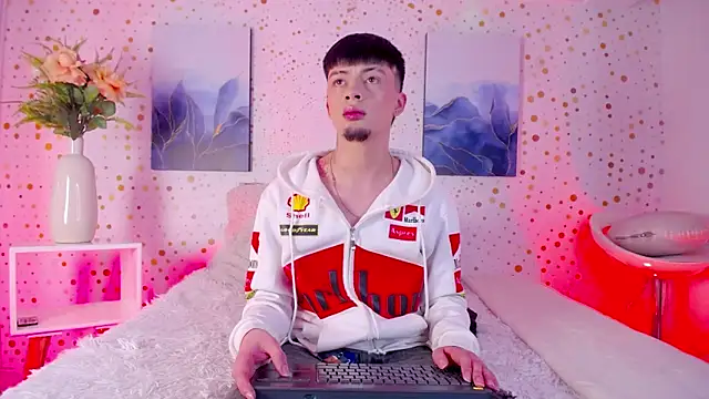 Steev Novoa online show from 4, 2, 2026