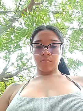 -VICKKY online show from 28, 2, 2025