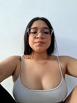 -VICKKY online show from 27, 4, 2026