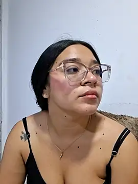 -VICKKY online show from 21, 7, 2026