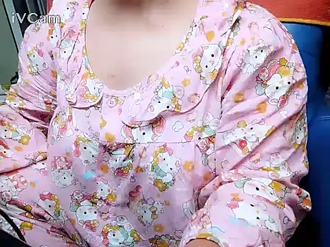 Snapshot of Cherry_6969 chatting on 13, 1, 2026 Cherry 6969 online show from 13, 1, 2026