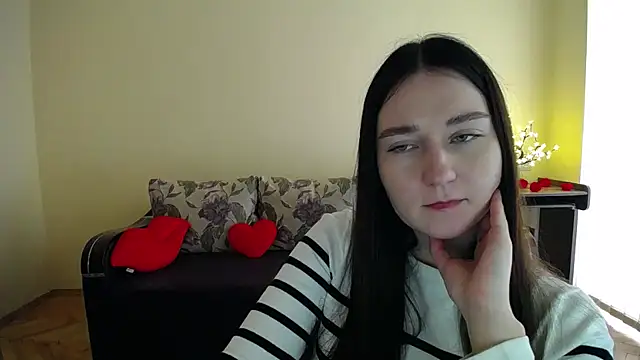 Pretty shy online show from 28, 4, 2026