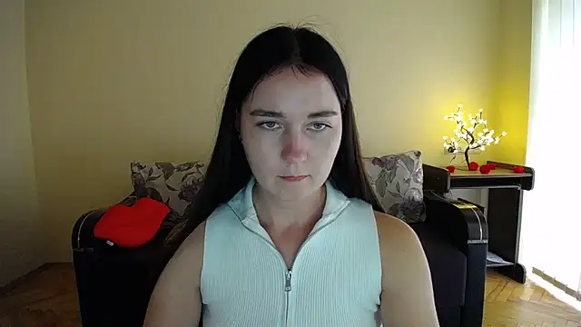 Snapshot of Pretty_shy chatting on 4, 7, 2026 Pretty shy online show from 4, 7, 2026