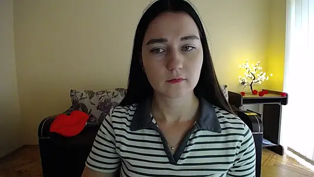 Snapshot of Pretty_shy chatting on 25, 7, 2026 Pretty shy online show from 25, 7, 2026