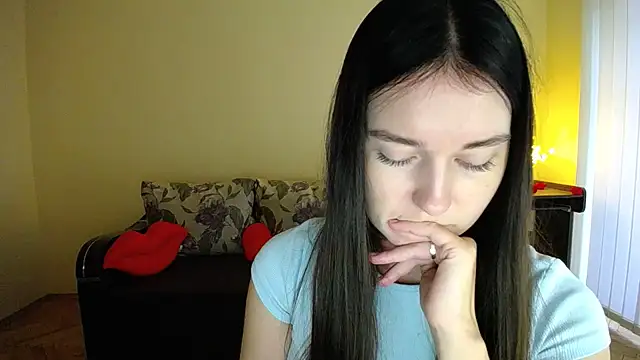 Snapshot of Pretty_shy chatting on 28, 7, 2026 Pretty shy online show from 28, 7, 2026