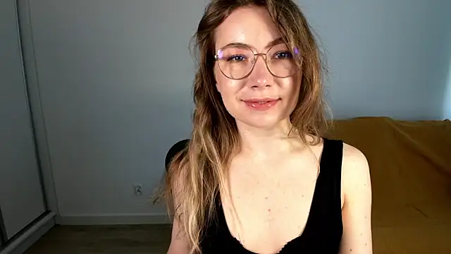 Snapshot of Mia_Tasty chatting on 3, 5, 2026 Mia Tasty online show from 3, 5, 2026