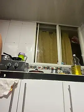 Emiily lee online show from 4, 3, 2025