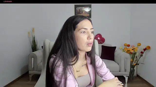 Emmapmg online show from 4, 3, 2025