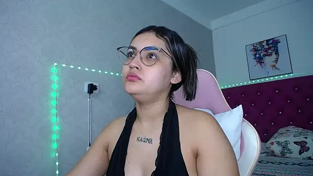 Snapshot of antonella_sweetlittle chatting on 9, 5, 2026 antonella sweetlittle online show from 9, 5, 2026