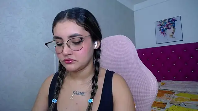 Snapshot of antonella_sweetlittle chatting on 31, 5, 2026 antonella sweetlittle online show from 31, 5, 2026