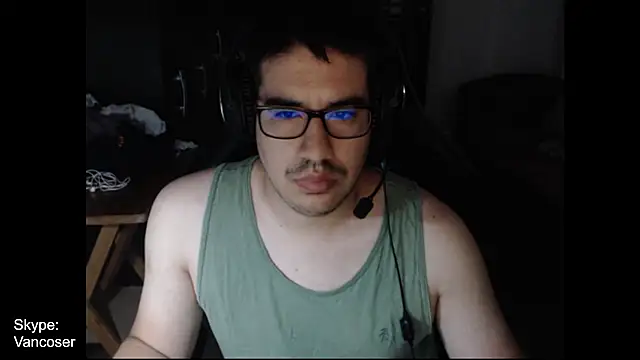 thealfawolf01 online show from 28, 1, 2025