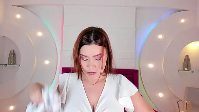 Snapshot of LiaTink chatting on 19, 2, 2025 LiaTink online show from 19, 2, 2025