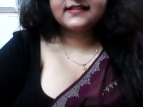 smile pretty online show from 23, 4, 2026