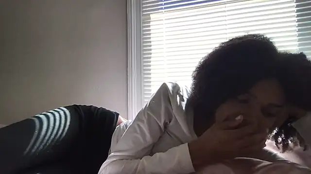 Snapshot of loveofbea chatting on 22, 5, 2026 loveofbea online show from 22, 5, 2026