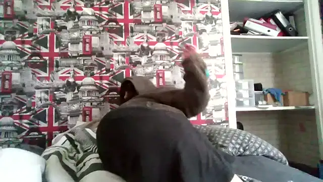 Lynylou online show from 30, 9, 2025