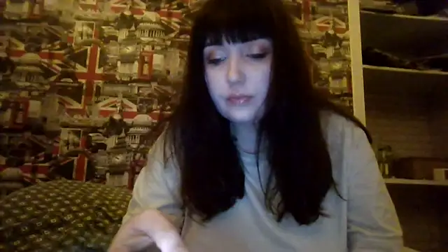 Lynylou online show from 5, 12, 2025